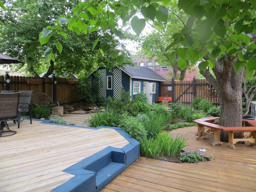 River Lee Executive Bed And Breakfast YYC Værelse billede