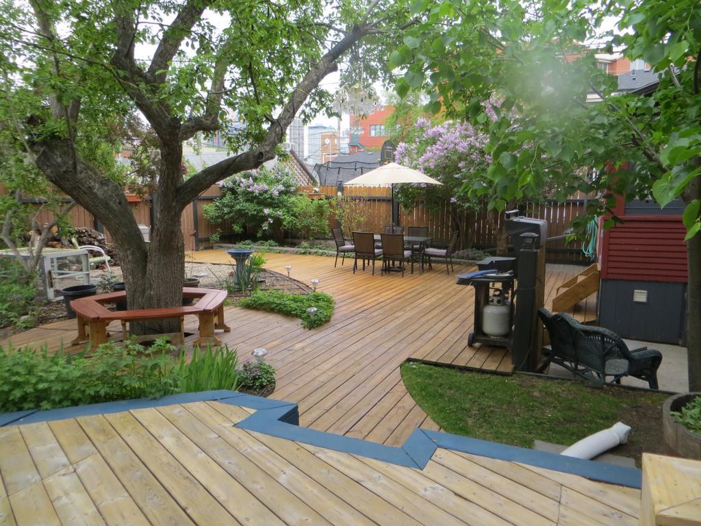 River Lee Executive Bed And Breakfast YYC Eksteriør billede