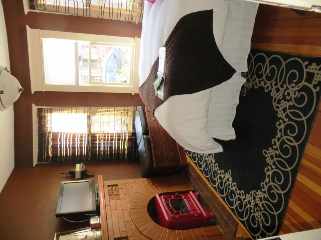 River Lee Executive Bed And Breakfast YYC Værelse billede